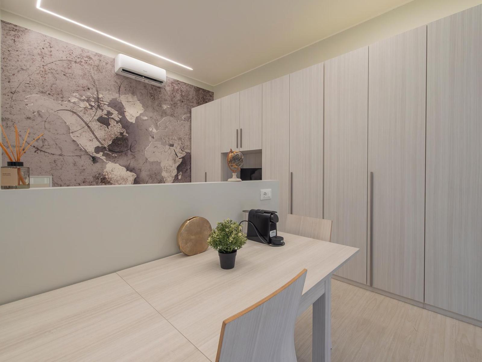 Ihost - Toscanelli 10b Mailand